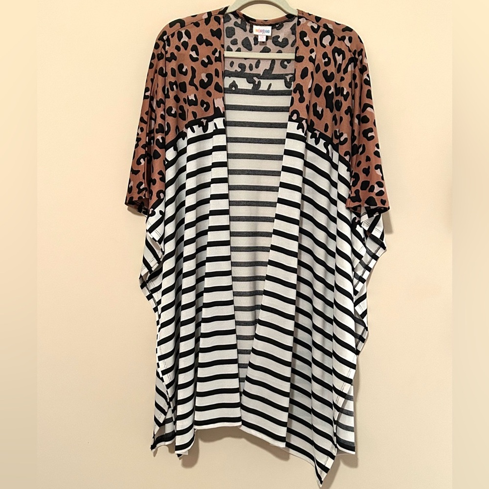 LuLaRoe Leopard Print Kimono